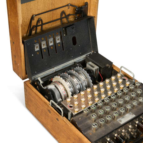 A FOUR-ROTOR ENIGMA CIPHER MACHINE - фото 7