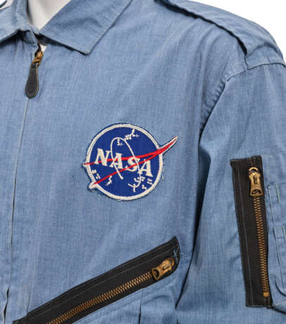 FLIGHT SUIT WORN BY GUS GRISSOM ACROSS HIS NASA CAREER - photo 2