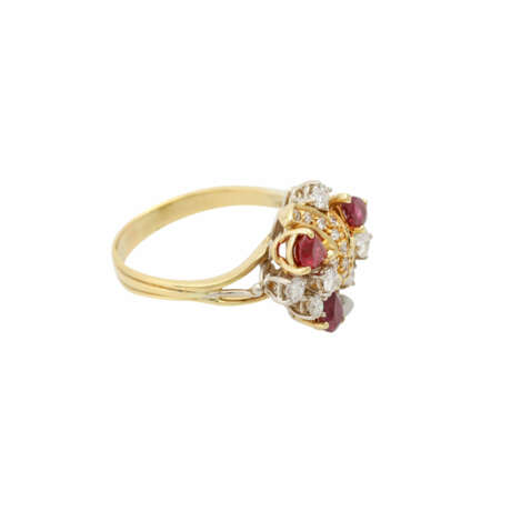 Schmuckset: Ring und Ohrclipstecker mit Rubinen und Diamanten - photo 2