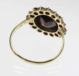 Granat Ring - GG 585.