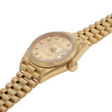 ROLEX Oyster Datejust Damenuhr, Ref. 69178, ca. Anfang 90er Jahre. Gold. - фото 4