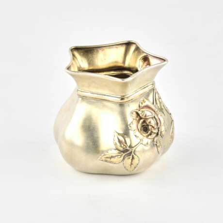 Bo&icirc;te vase en argent dOrest Kurlyukov en forme de sac noue. Silver 84 Gilding At the turn of 19th -20th century - Foto 2