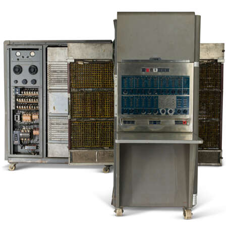 AN IBM 650 MAGNETIC DRUM DATA PROCESSING MACHINE - Foto 2