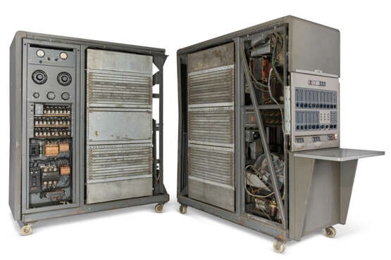 AN IBM 650 MAGNETIC DRUM DATA PROCESSING MACHINE - Foto 3