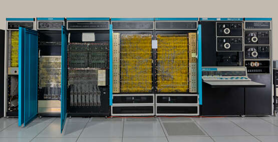 A DEC PDP-10 KA10 MAINFRAME COMPUTER - фото 2