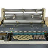 A BURROUGHS L5000 CALCULATING MACHINE - фото 2