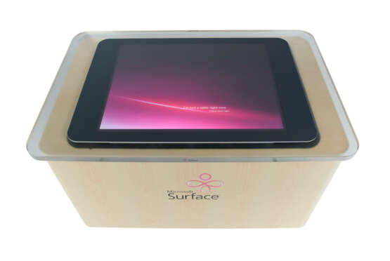 A MICROSOFT SURFACE TABLETOP (ALSO KNOWN AS PIXELSENSE) - Foto 2