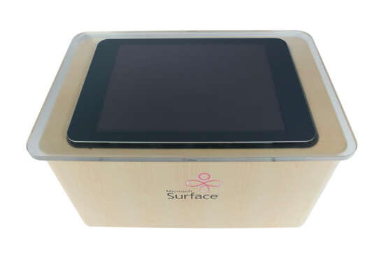 A MICROSOFT SURFACE TABLETOP (ALSO KNOWN AS PIXELSENSE) - Foto 3