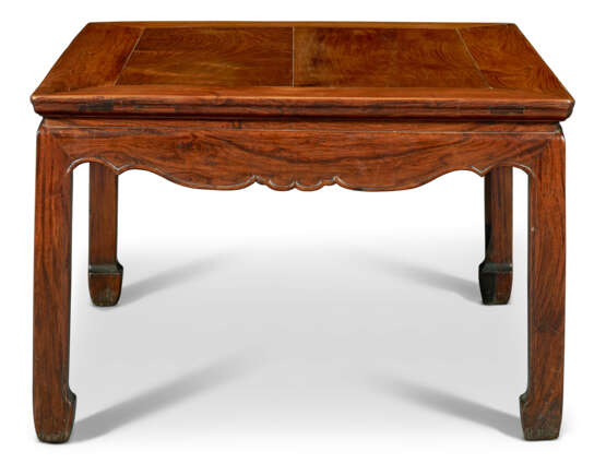 A HUANGHUALI LOW TABLE - photo 4