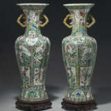 A LARGE PAIR OF FAMILLE VERTE BALUSTER VASES - photo 1