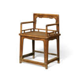 A HUANGHUALI LOWBACK ARMCHAIR - photo 2