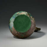 A BRONZE `GOOSE-NECK` VESSEL - photo 5