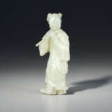 A WHITE JADE FIGURE OF HAN XIANGZI - Foto 1