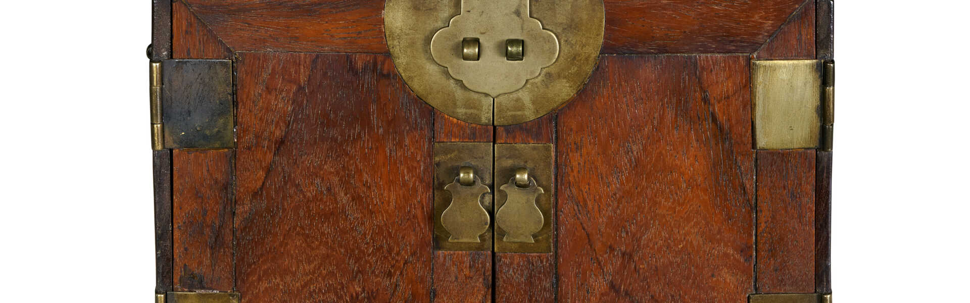 A HUANGHUALI SEAL CHEST