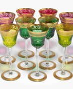 Geschirr und Serveware. St. Louis, 9 Weissweingläser "Thistle Gold"