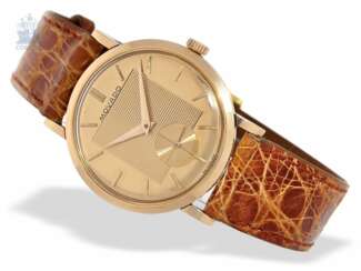 Armbanduhr: nahezu ungetragene, sehr seltene Movado Herrenuhr in 18K Roségold mit Sonderzifferblatt aus massiv 18K Roségold, ca. 1955