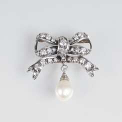 Wiener Jugendstil-Brosche mit Perle und Diamant-Besatz