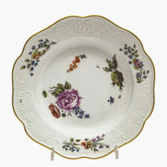 A plate from the "Brühlsches Allerlei" service for the Count von Brühl