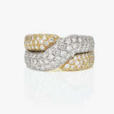 A ring with brilliant-cut diamonds - фото 2