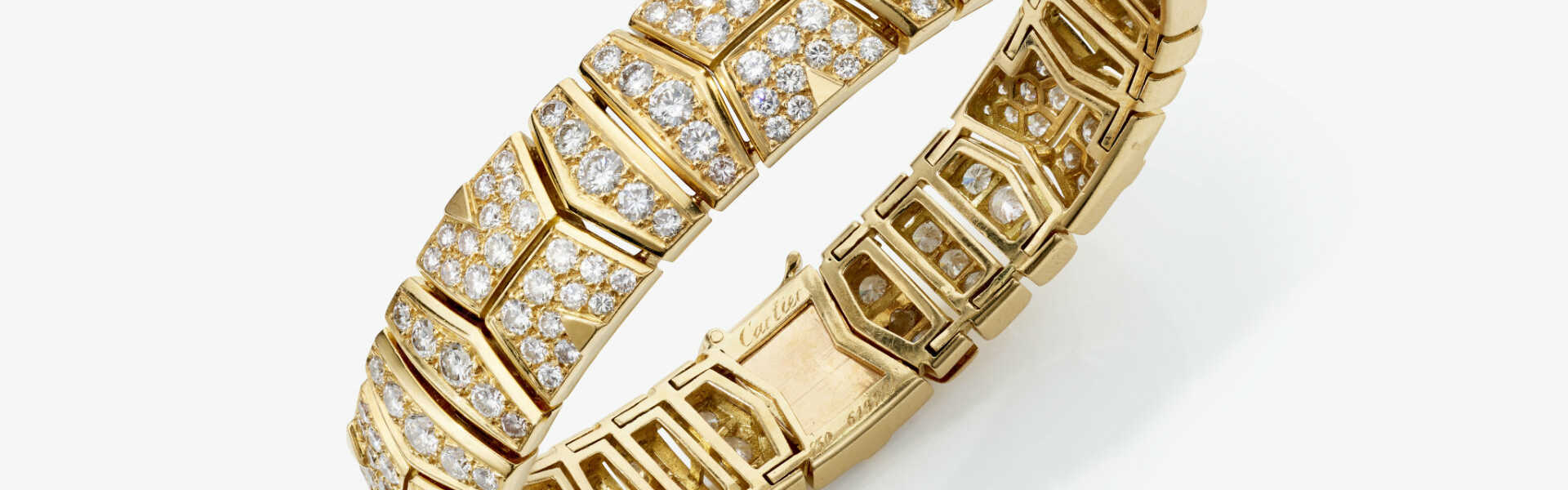 A bracelet with brilliant-cut diamonds