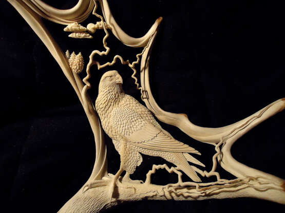 "Кречет" Horn Bone carving Animalistic 2013 г. - photo 1