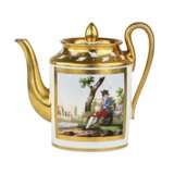 Gardner porcelain teapot. Russia 1820-1830s Porcelain Hand Painted Gilding Early 19th century - photo 1