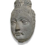 A GREY SCHIST HEAD OF BUDDHA - photo 7