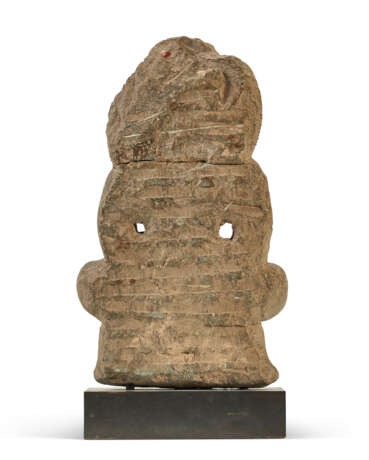 A GREEN SCHIST FIGURE OF A BODHISATTVA - фото 3