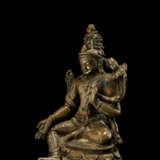 A SMALL BRONZE FIGURE OF PADMAPANI - photo 3