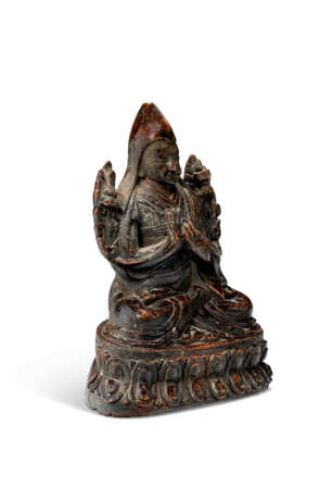 A BRONZE FIGURE OF TSONGKHAPPA - photo 3