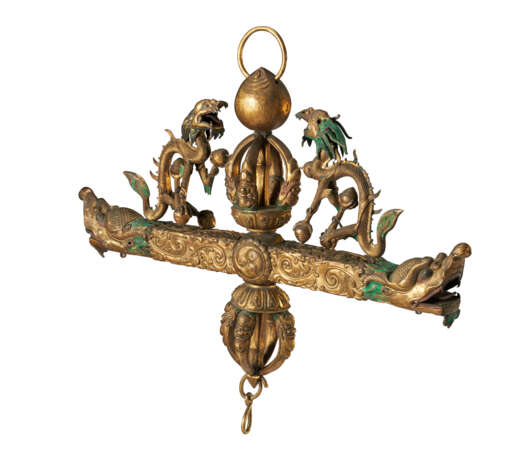 A GILT-BRONZE REPOUSSE RITUAL HANGING IMPLEMENT - фото 6