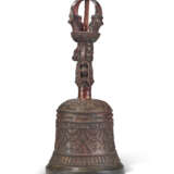 A LARGE BRONZE GHANTA - photo 2