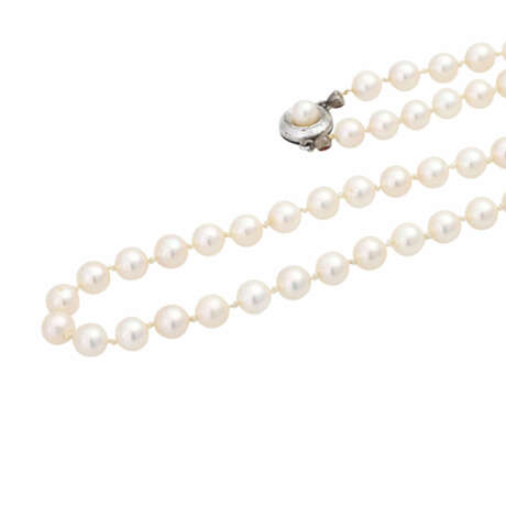 Perlenkette aus Akoyazuchtperlen, D: ca. 6,5 mm, - фото 4
