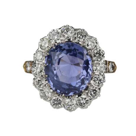 Excellente bague en or 18 carats avec saphir de 1096 carats et parsemee de diamants. Diamants 21th century - photo 3