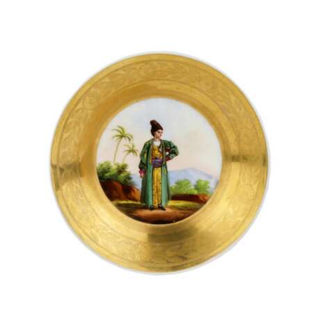 Soucoupe en porcelaine russe des manufactures privees des annees 1820. Persan (persan). Porcelain Hand Painted Gilding Early 19th century - Foto 1