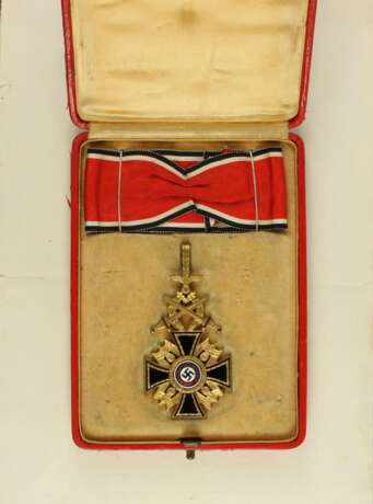 Goldenes Kreuz des Deutschen Orden, - фото 1