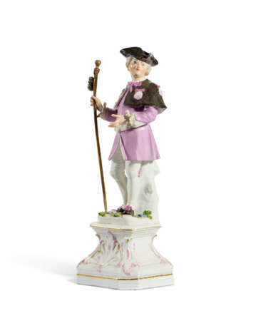 A MEISSEN PORCELAIN FIGURE OF A PILGRIM ON A PEDESTAL - Foto 4