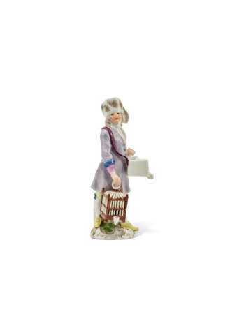 A MEISSEN PORCELAIN FIGURE OF A BIRD-SELLER FROM THE 'CRYES OF LONDON' SERIES - photo 3