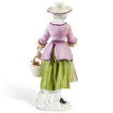 A MEISSEN PORCELAIN FIGURE OF A STREET VENDOR FROM THE 'CRYES OF LONDON' SERIES - photo 2