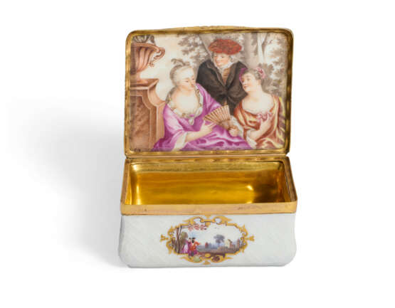 A GILT-METAL-MOUNTED MEISSEN PORCELAIN RECTANGULAR SNUFF-BOX - photo 1