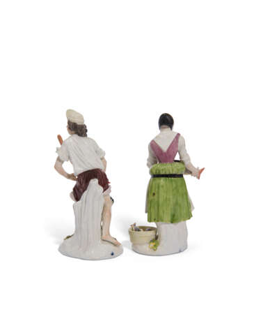 A PAIR OF MEISSEN FIGURES OF A FISHERMAN AND FISHERWOMAN, AND A FIGURE OF A DRUNKEN FISHERMAN - photo 10