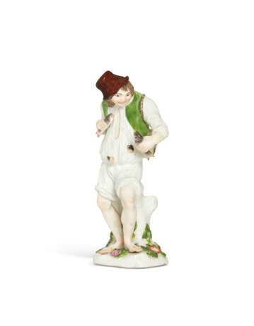 A PAIR OF MEISSEN FIGURES OF A FISHERMAN AND FISHERWOMAN, AND A FIGURE OF A DRUNKEN FISHERMAN - фото 13