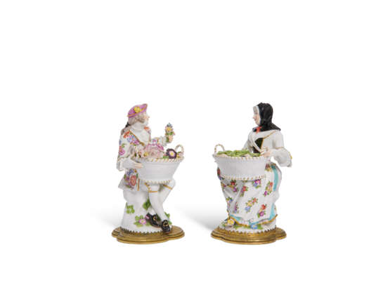 A PAIR OF ORMOLU-MOUNTED MEISSEN PORCELAIN FIGURES OF GARDENERS - Foto 3