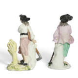 TWO MEISSEN PORCELAIN FIGURES OF HARVESTERS - photo 2