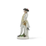 A MEISSEN PORCELAIN FIGURE OF CAPITANO SPAVENTO FROM THE 'DUKE OF WEISSENFELS SERIES' - Foto 2