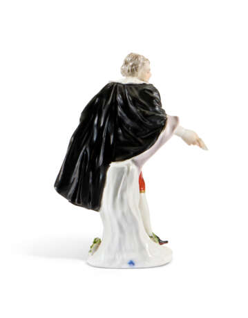 A MEISSEN PORCELAIN FIGURE OF BELTRAME FROM THE 'DUKE OF WEISSENFELS' SERIES - photo 4