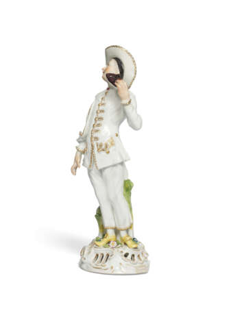 A PAIR OF MEISSEN PORCELAIN FIGURES OF PIERROT AND COLUMBINE - фото 3