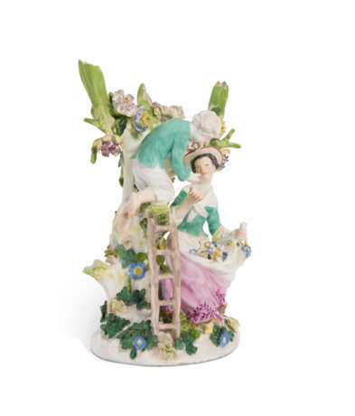 TWO MEISSEN PORCELAIN GROUPS OF 'THE CHERRY PICKERS' AND 'THE EGG THIEF' - фото 4