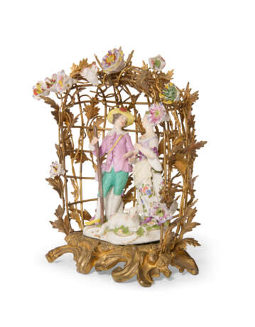 AN ORMOLU-MOUNTED MEISSEN PORCELAIN PASTORAL GROUP - photo 4