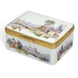 A GILT-METAL-MOUNTED MEISSEN PORCELAIN RECTANGULAR SNUFF-BOX AND COVER - Foto 6